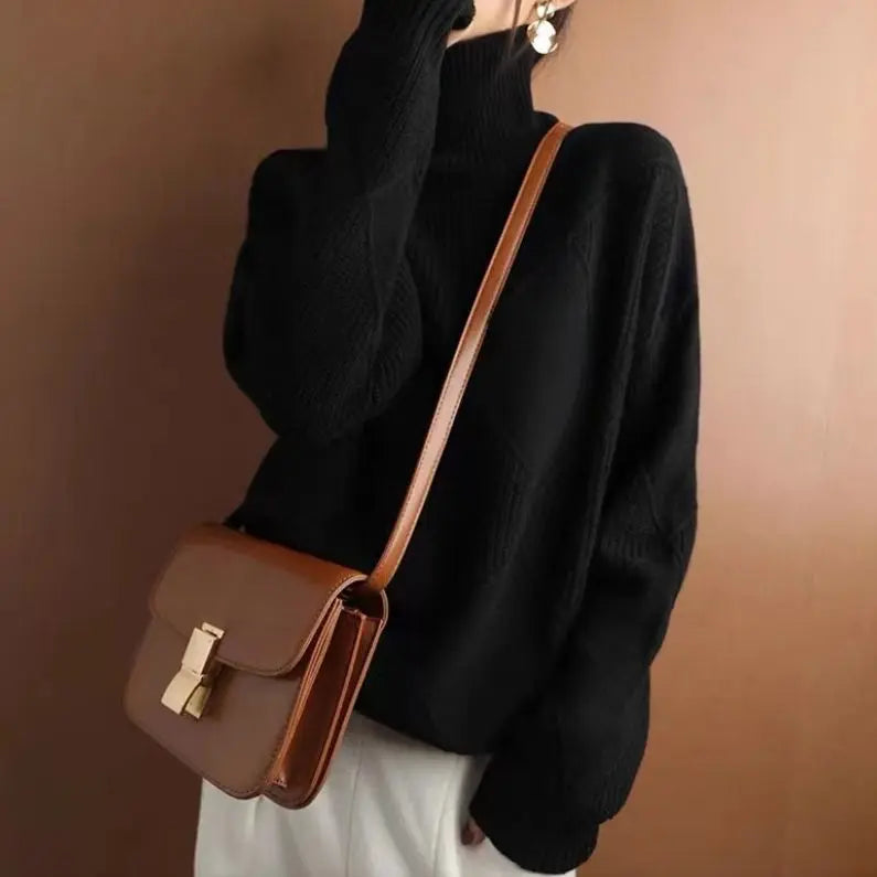 Pull col roulé oversize noir en maille douce SecretBombe, style chic et confortable