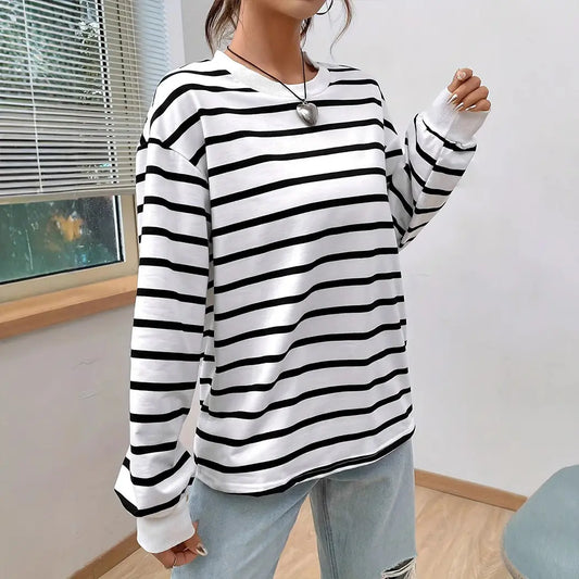 Pull femme blanc rayé, léger et durable, style pullover élégant, coupe standard