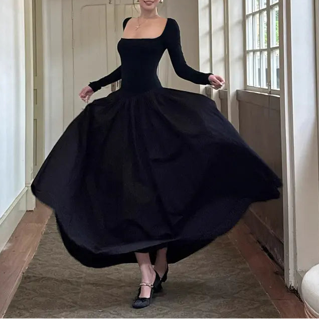 Robe danseuse noire à dos croisé pour femme – SecretBombe