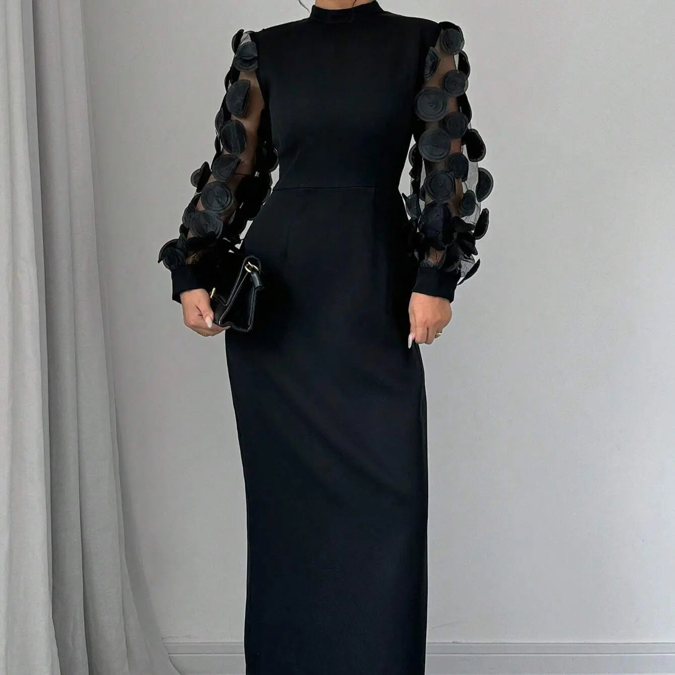 Robe noire maxi pour soirée femme, coupe élégante et moderne SecretBombe
