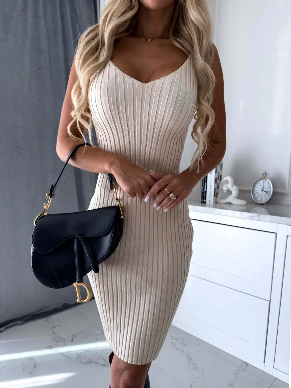 Robe chic et décontractée en maille côtelée pour femme moderne
