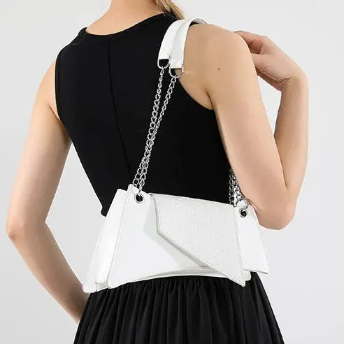 Sac femme chaîne métallique blanc look chic moderne SecretBombe