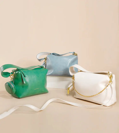 Sac cuir horizontal pour femme, rangement optimisé pour documents et smartphone"
