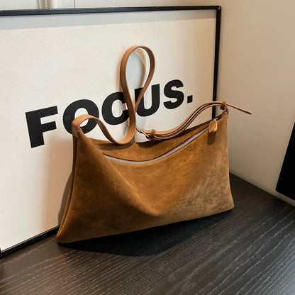 Sac tendance en daim pour un look élégant et moderne
