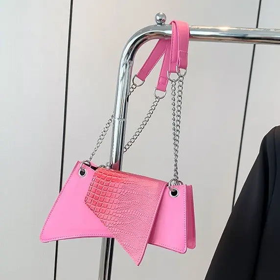 Sac bandoulière femme rose effet cuir texturé élégant SecretBombe