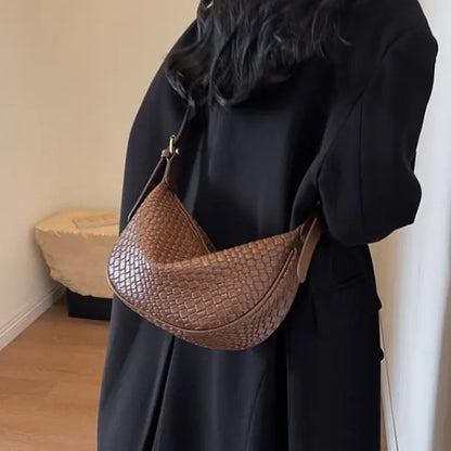 "Sac à main taupe en cuir végan avec porté épaule ou croisé"