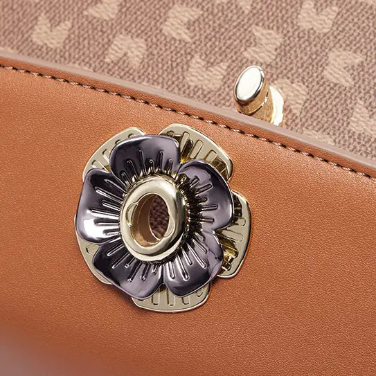 Sac à main femme marron avec chaîne dorée style chic urbain SecretBombe