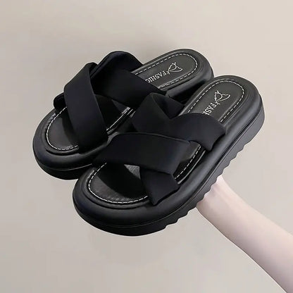 Sandales femme confortables noir design croisé