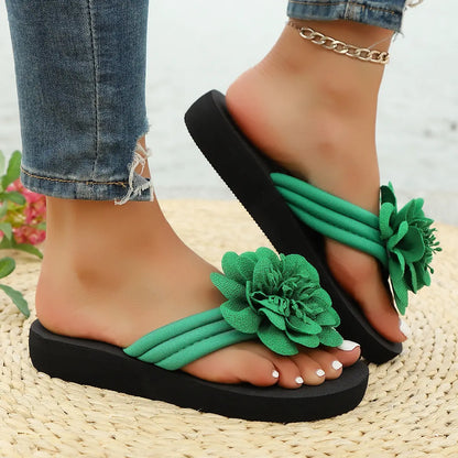 Tongs femme vertes tendance estivale