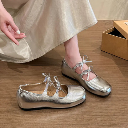 Ballerines argentées pour femme avec lacets à nouer – SecretBombe