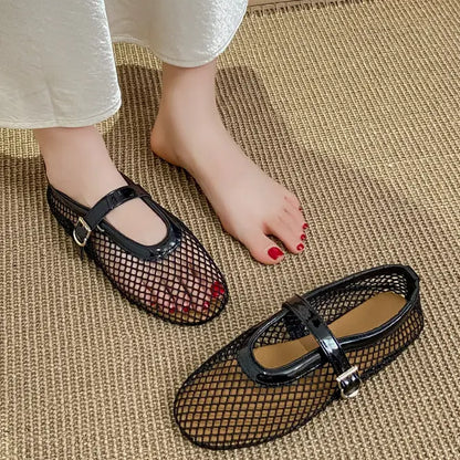 Babies noires  à bride et boucle métallique – SecretBombe