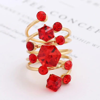 Bague dorée femme effet luxe style chic moderne SecretBombe
