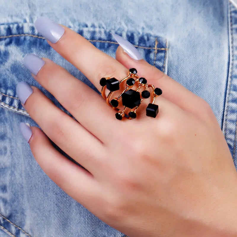 Bague femme design géométrique élégant bijou moderne SecretBombe