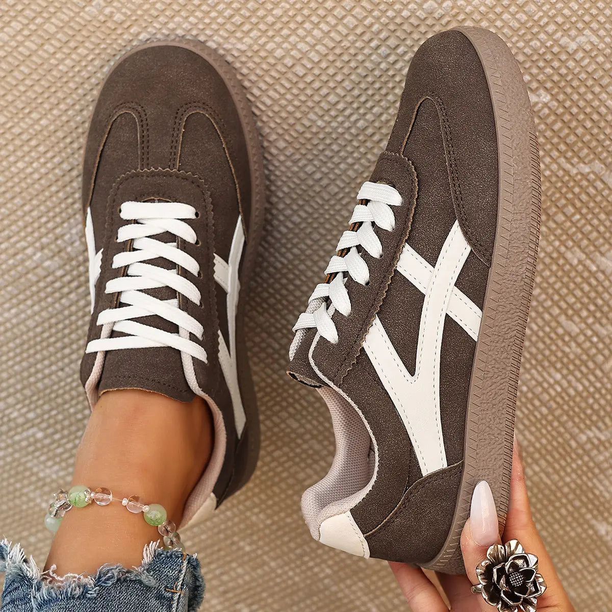 sneakers femme style urbain rétro casual SecretBombe