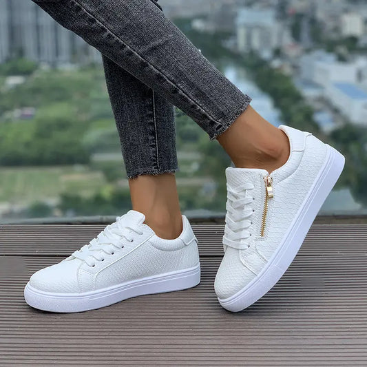 SecretBombe baskets femme noires avec zip doré et semelle blanche antidérapante
