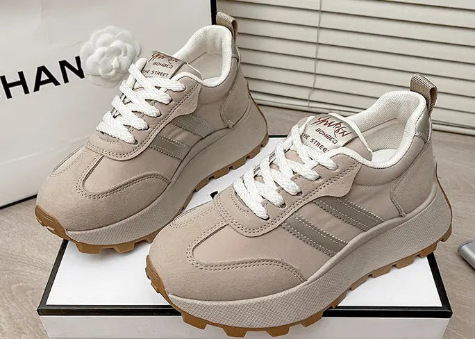 baskets rétro femme beige style casual chic semelle épaisse SecretBombe