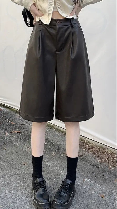 Bermuda cuir vegan style EUROPEEN SecretBombe noir ou marron