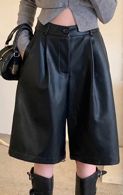 Bermuda oversize cuir vegan SecretBombe look casual chic femme