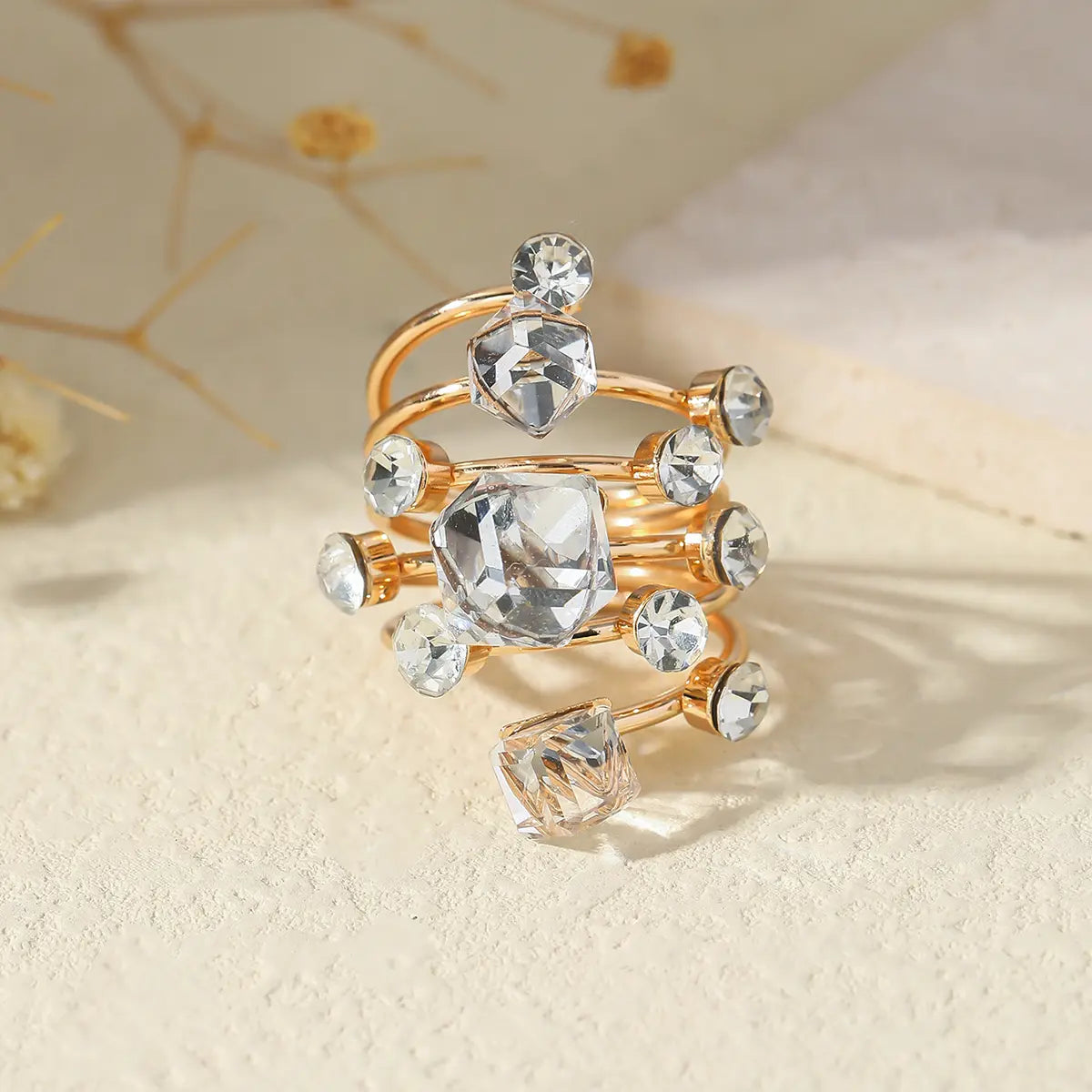 Bague femme bijou tendance moderne style élégant SecretBombe