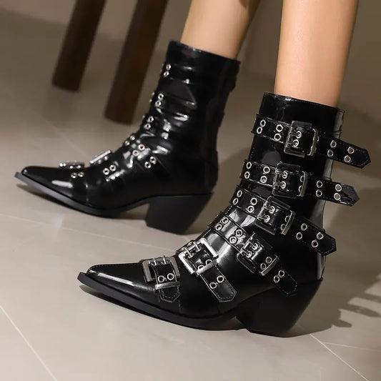 Bottines biker femme SecretBombe noires avec boucles métalliques