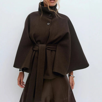 Cape urbaine femme SecretBombe coupe fluide élégante
