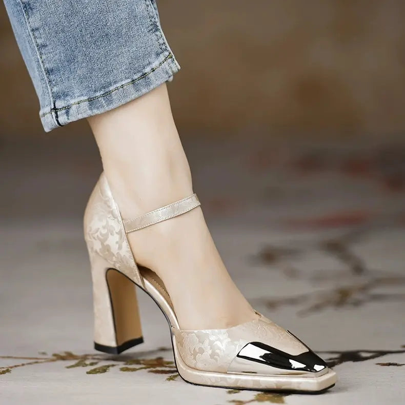 Chaussures femme à talon épais avec bride élégante SecretBombe