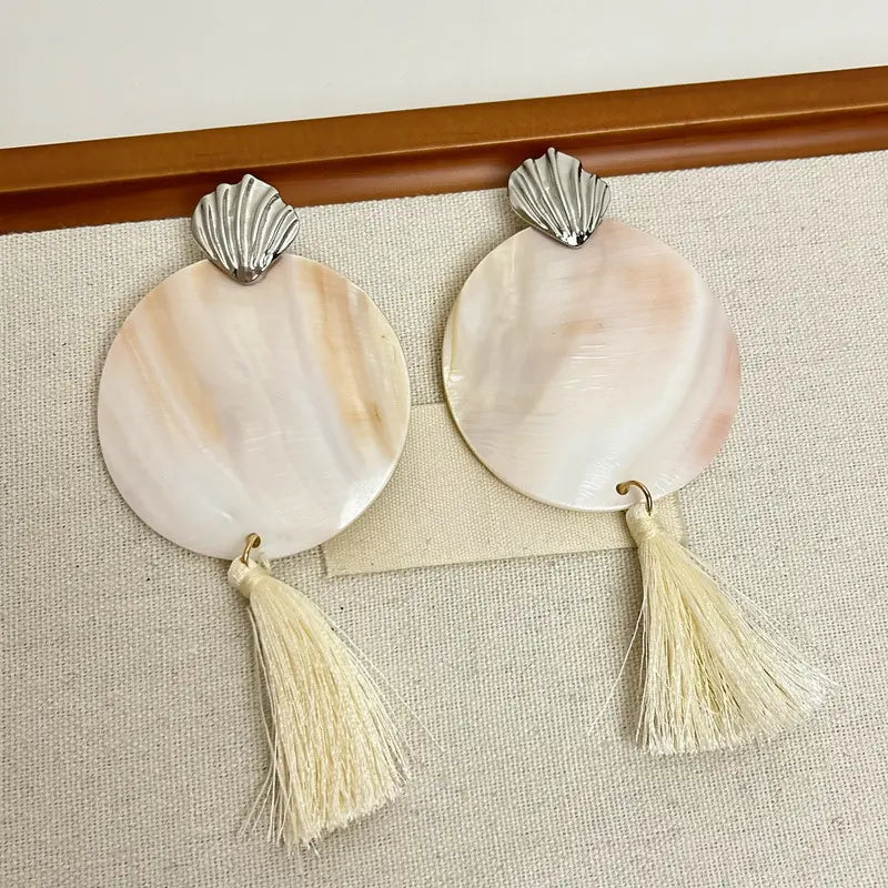 Collier et boucles d’oreilles femme tendance nacrées avec pampilles SecretBombe