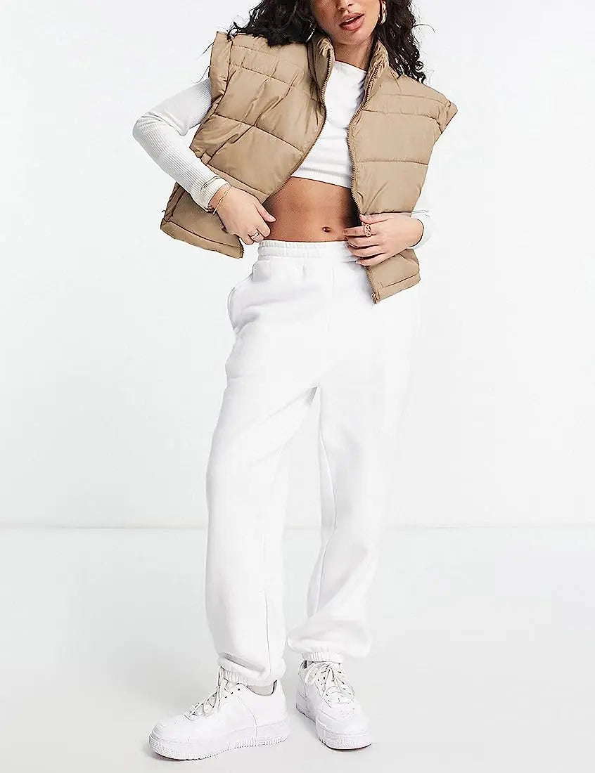 Doudoune sans manches femme crop top SecretBombe silhouette féminine