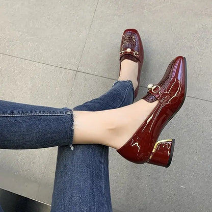 Chaussures femme vernis effet croco avec talon carré SecretBombe