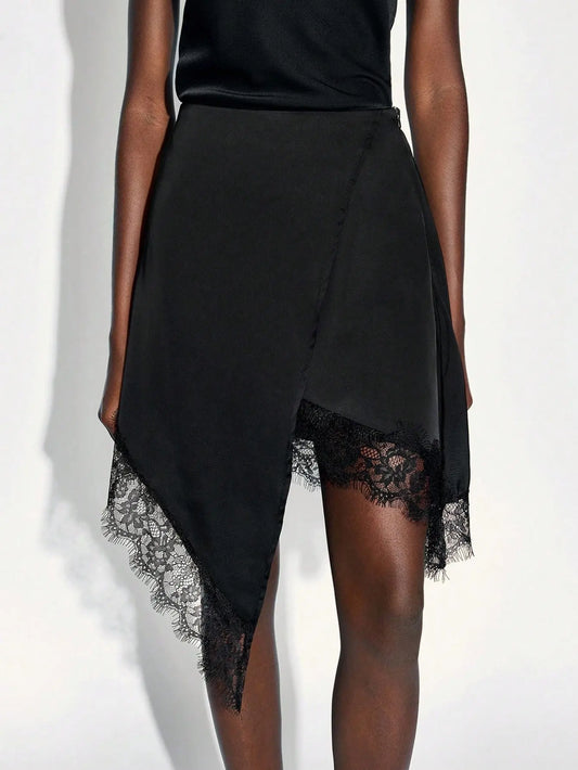 Jupe asymétrique noire avec dentelle élégante femme – SecretBombe