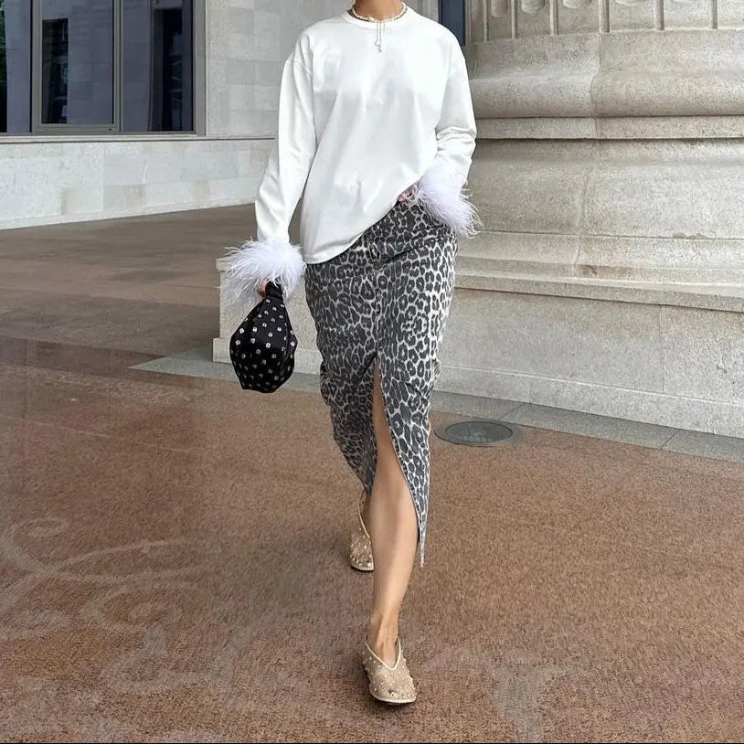 Détail de la jupe léopard femme longueur cheville SecretBombe