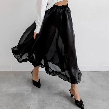 Look urbain chic avec jupe longue en tulle noire – SecretBombe