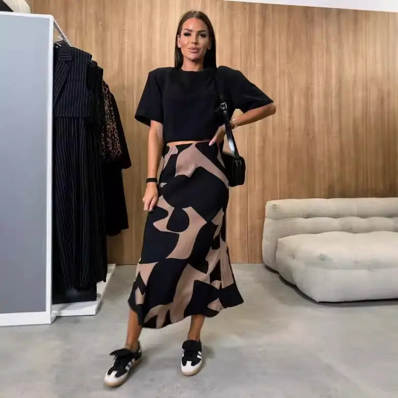 Look commuter chic avec jupe midi imprimée – SecretBombe