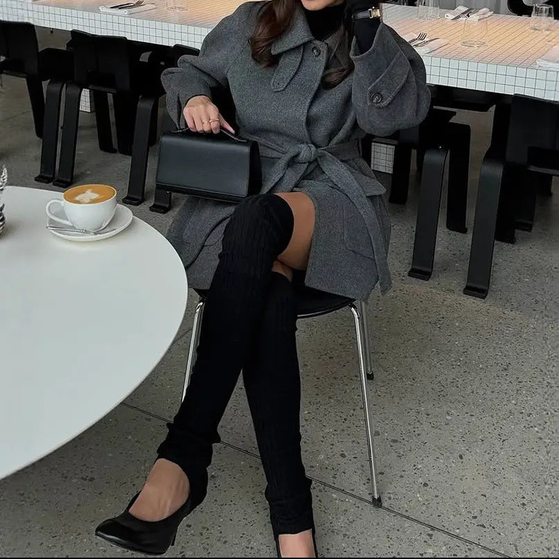 Manteau gris femme SecretBombe style art rétro élégant