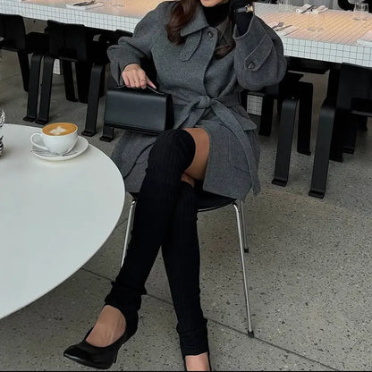 Manteau gris femme SecretBombe style art rétro élégant