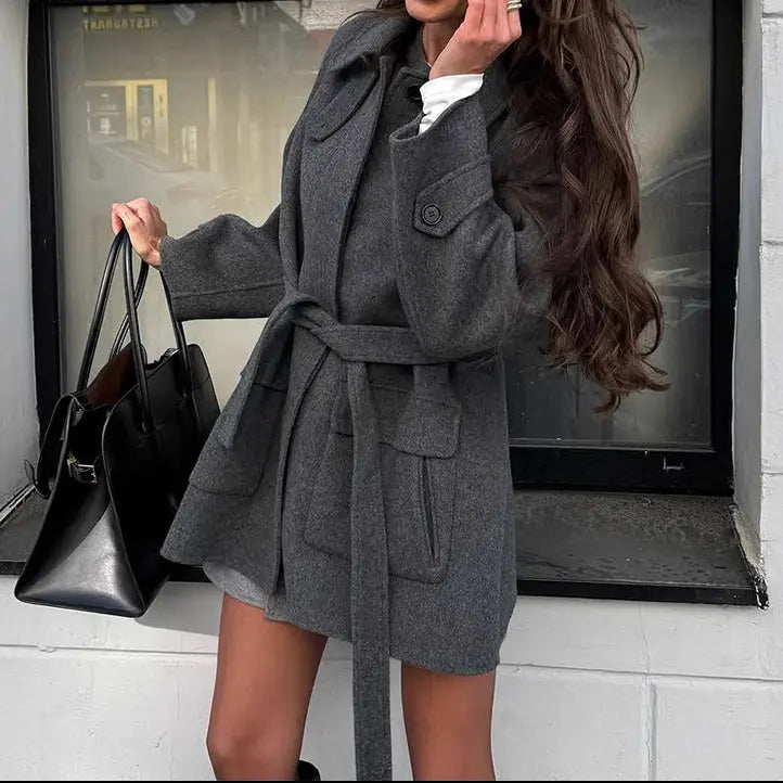 Manteau gris femme SecretBombe look élégant et intemporel