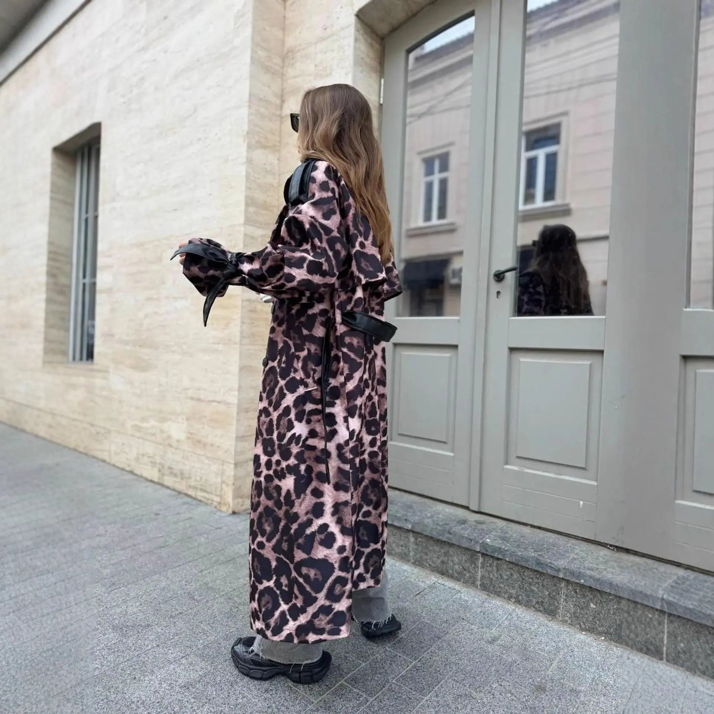 Manteau léopard femme SecretBombe style street chic contemporain