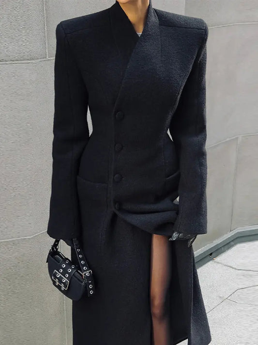 : manteau long noir femme élégant coupe structurée SecretBombe