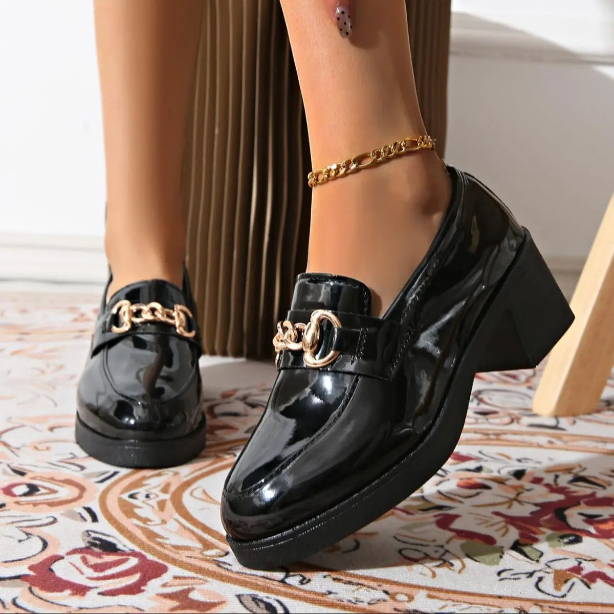 Chaussures femme vernies roses avec grand nœud élégant SecretBombe