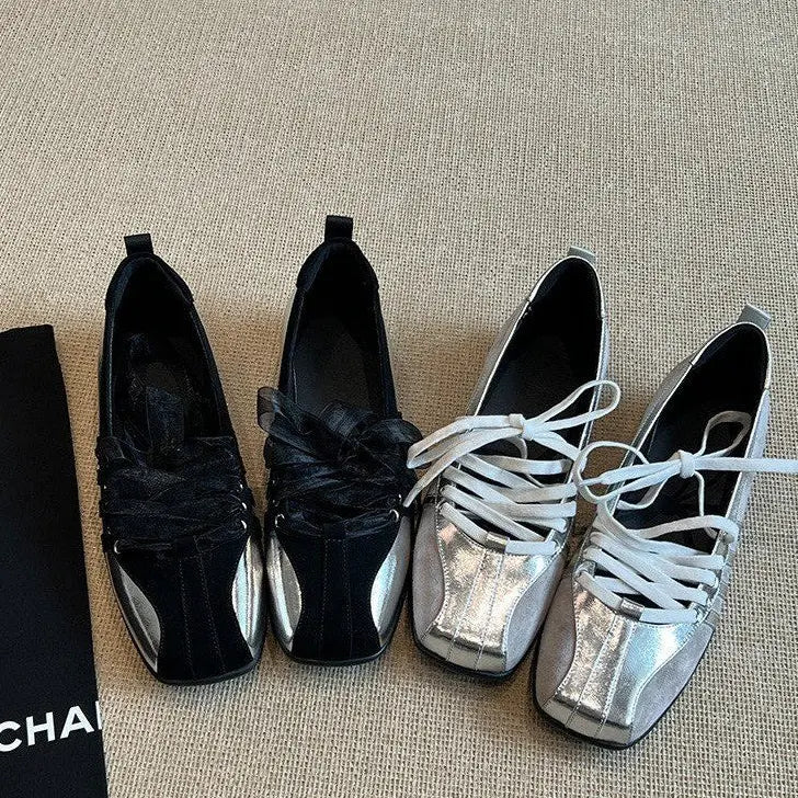 Mocassins femme noirs à lacets décoratifs SecretBombe chaussures plates style casual chic