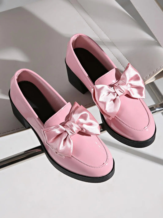 Mocassins vernis roses femme avec nœud décoratif SecretBombe vue de face