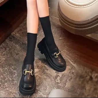 Chaussures mocassins femme noirs style chic SecretBombe