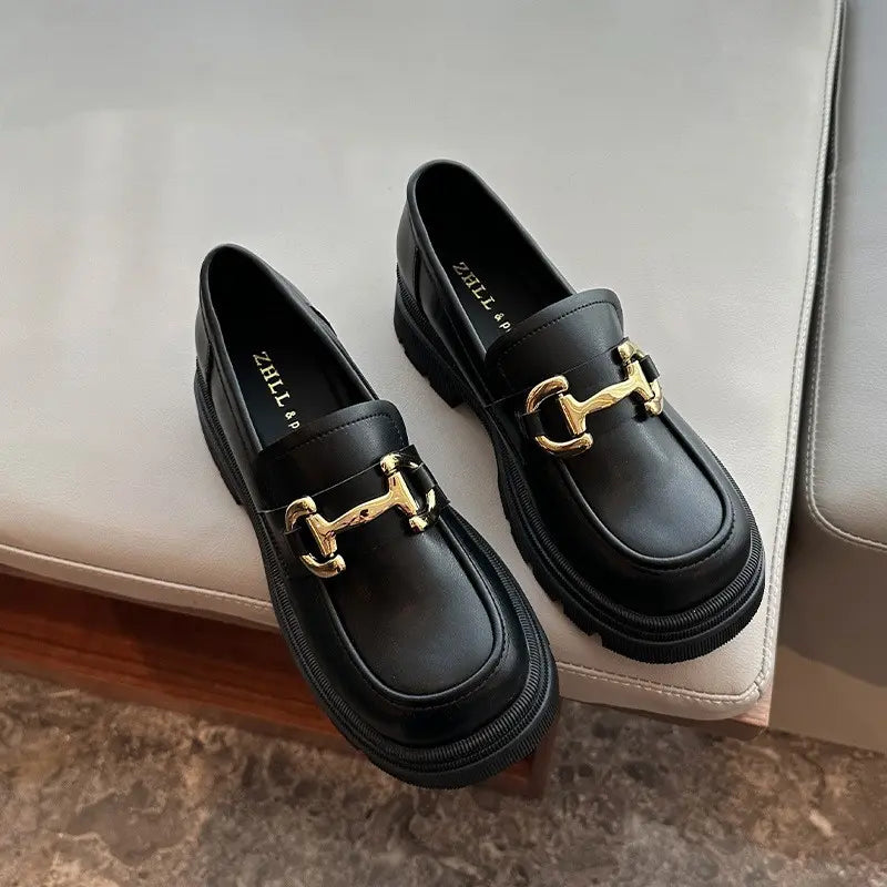 Mocassins plateforme femme noirs avec boucle dorée SecretBombe