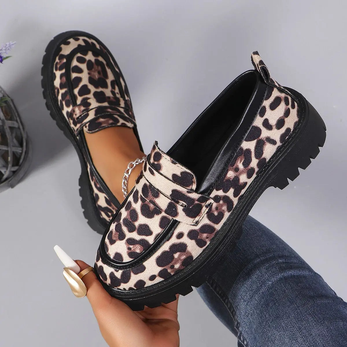 Mocassins plateforme léopard femme SecretBombe avec semelle épaisse crantée style tendance
