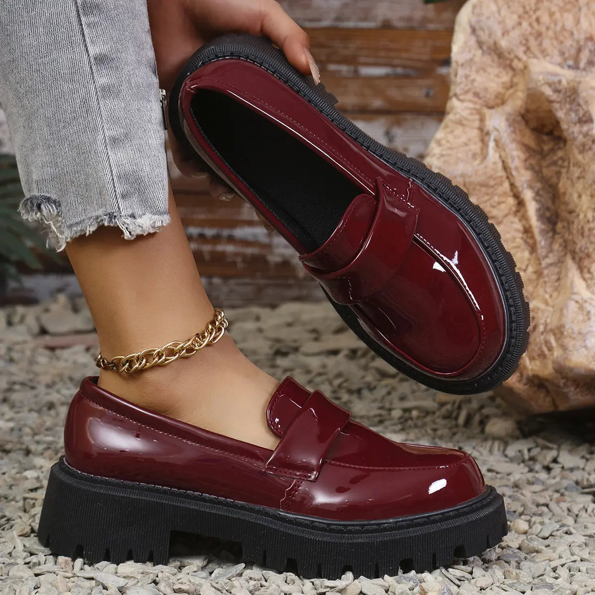 Mocassins plateforme vernis bordeaux femme SecretBombe chaussures élégantes tendance