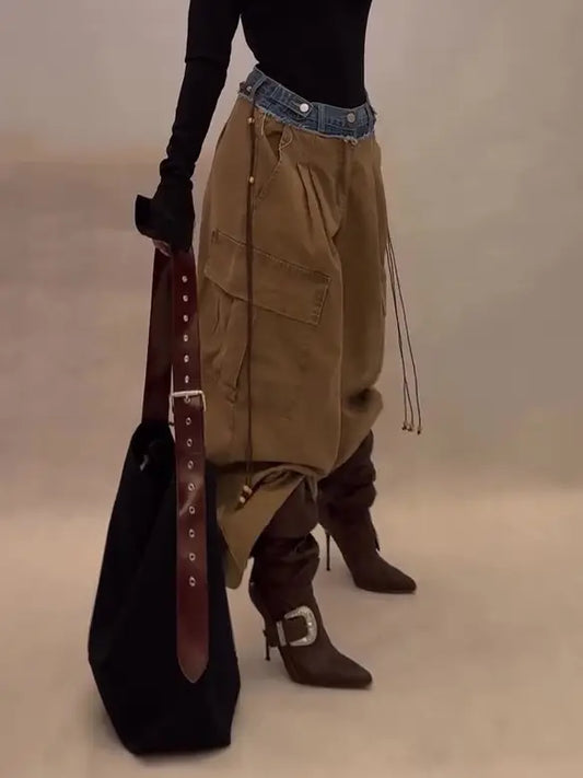 Pantalon cargo patchwork SecretBombe coupe droite moderne