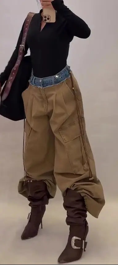 Pantalon cargo patchwork SecretBombe coupe droite moderne