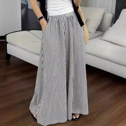 Pantalon palazzo rayé noir et blanc pour femme SecretBombe, coupe large et fluide