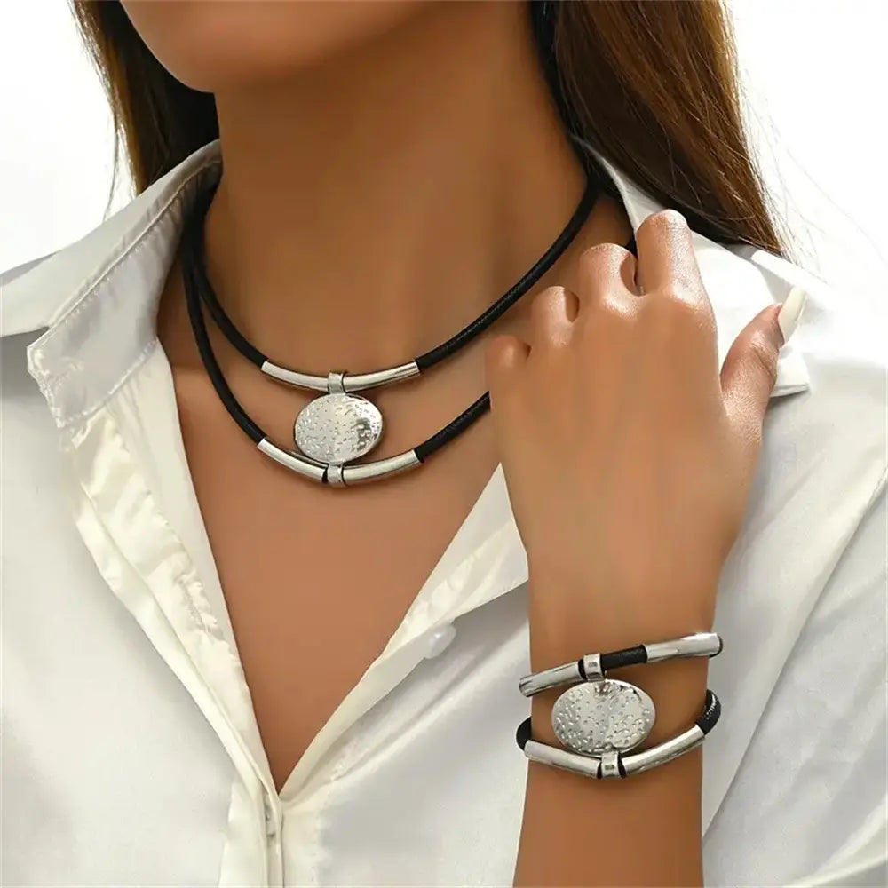 SecretBombe parure bijoux femme design géométrique élégant collier et bracelet tendance