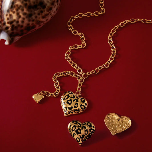 Parure femme collier et boucles d’oreilles cœur doré tendance chic SecretBombe